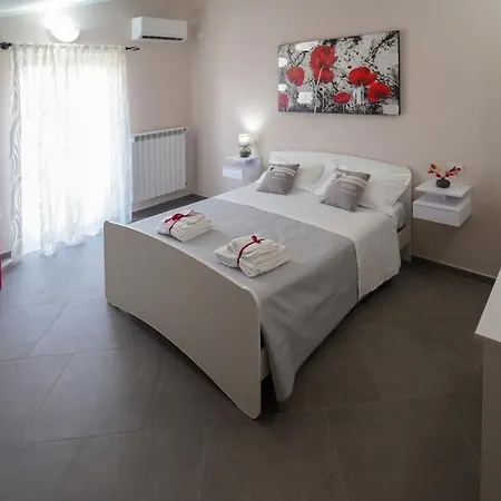 Falcone Bed & Breakfast 4*