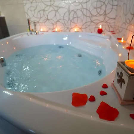 Falcone Bed & Breakfast 4*